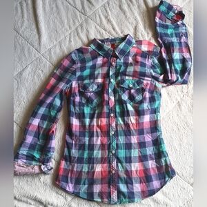 H&M Divided buttons down shirt